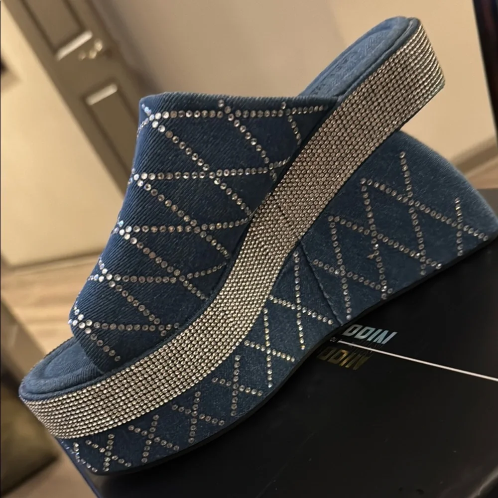 Cape Robbin❣️ Blue Denim Platform Wedge Mules/Slip-ons Women's Size 7 New in box